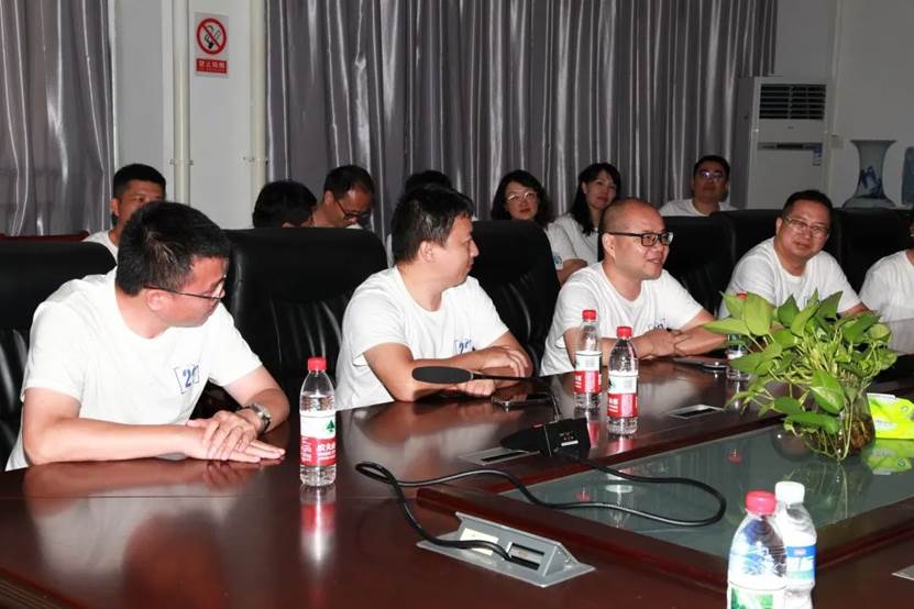 英国上市公司365