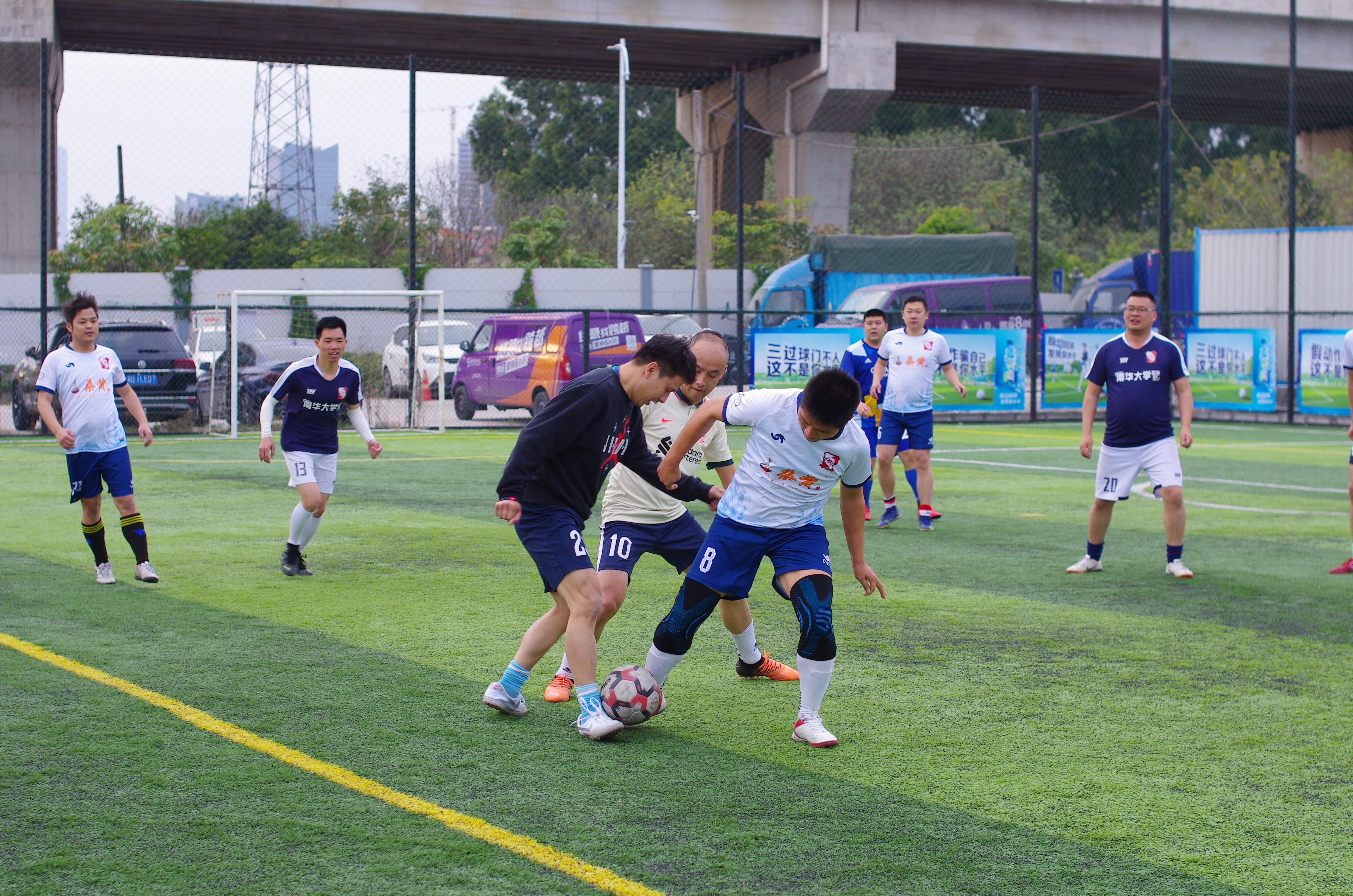 英国上市公司365