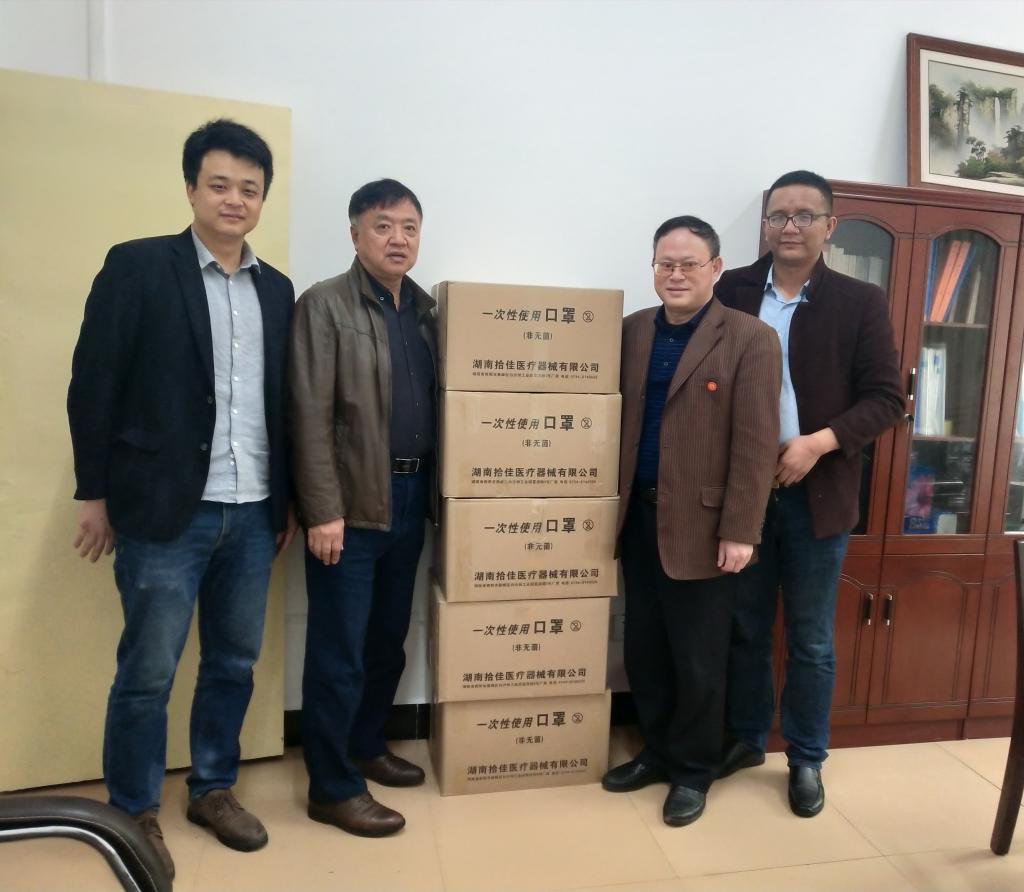 英国上市公司365