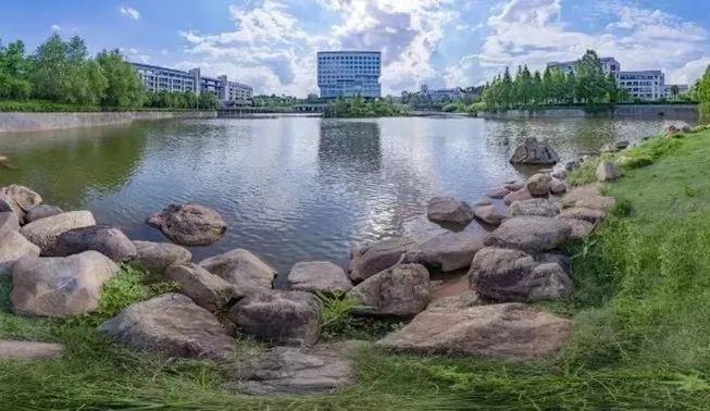 英国上市公司365