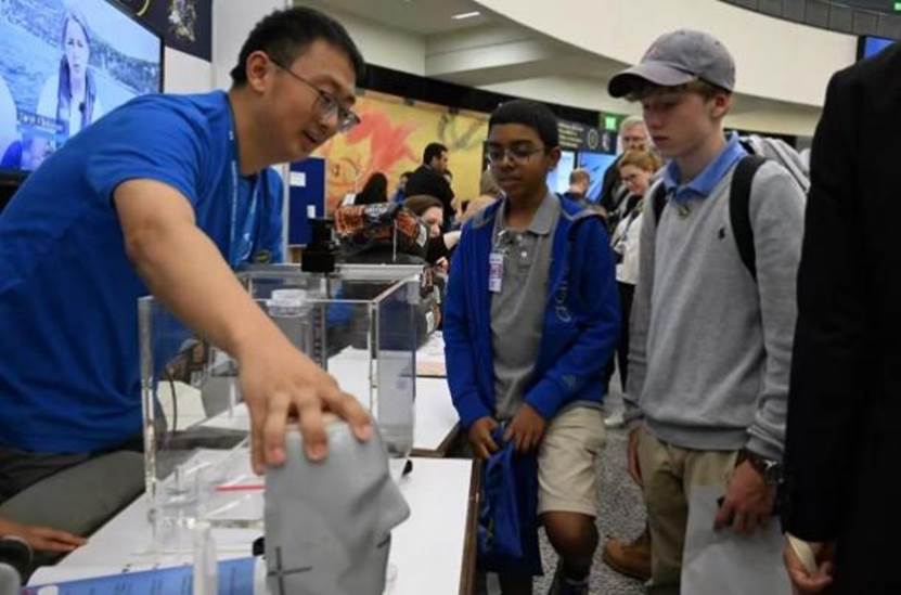 英国上市公司365