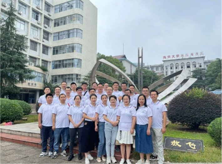 英国上市公司365