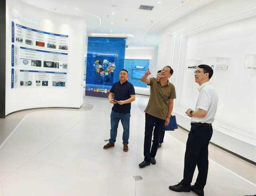 英国上市公司365