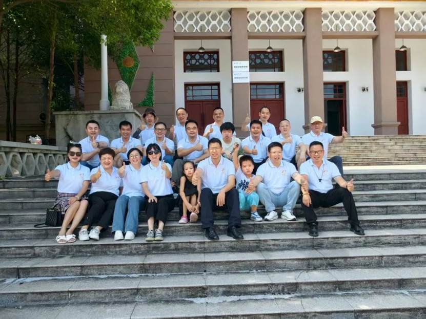 英国上市公司365