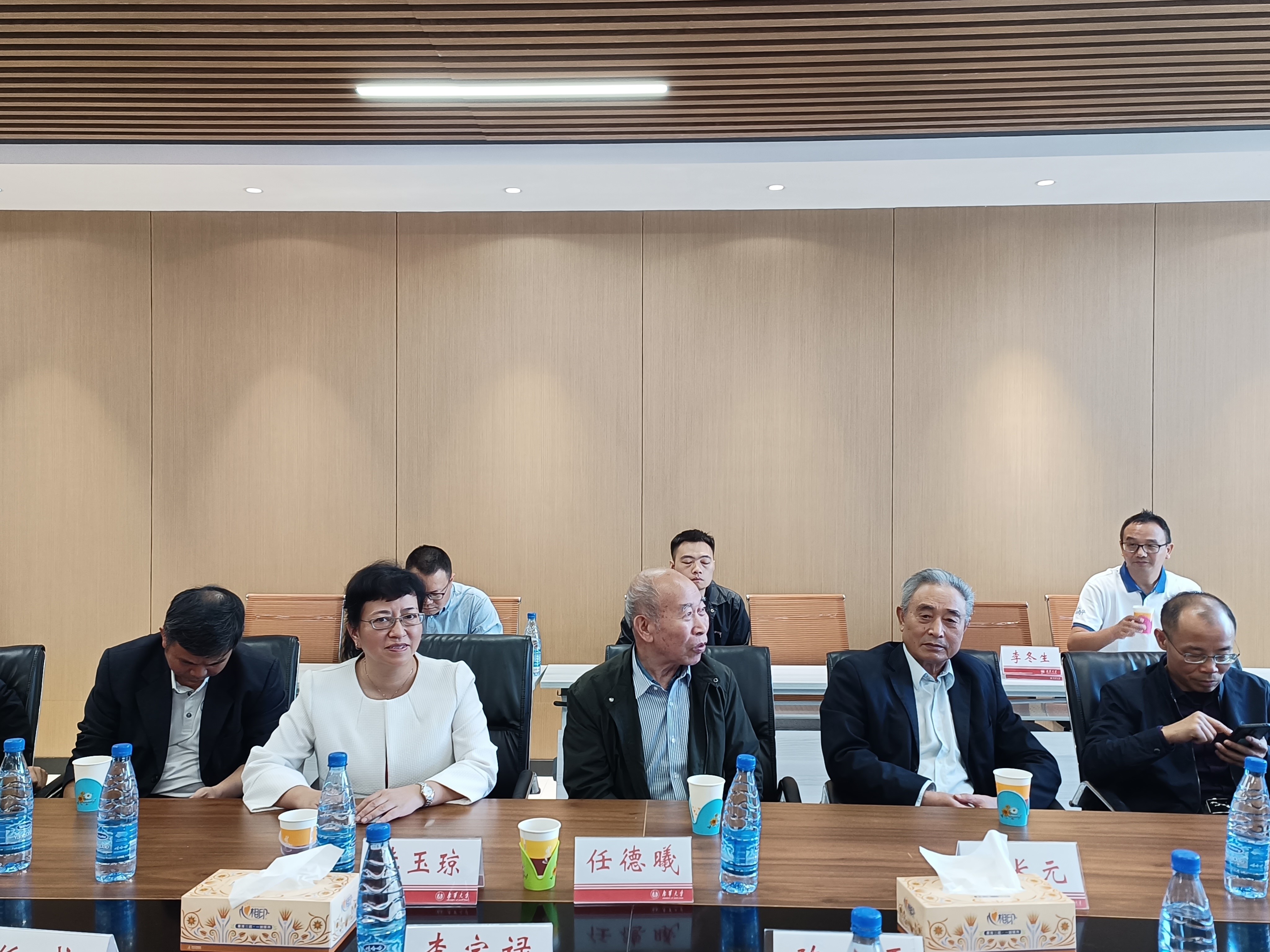 英国上市公司365