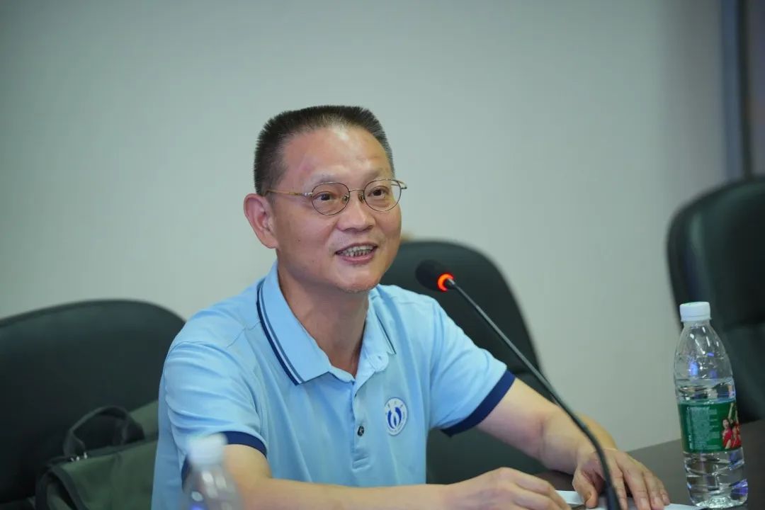 英国上市公司365