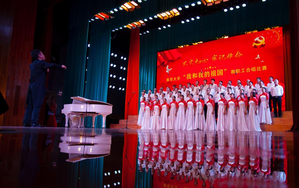 英国上市公司365