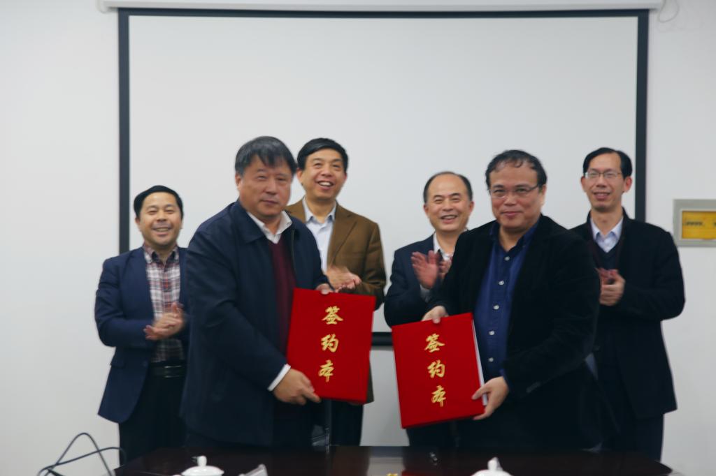 英国上市公司365